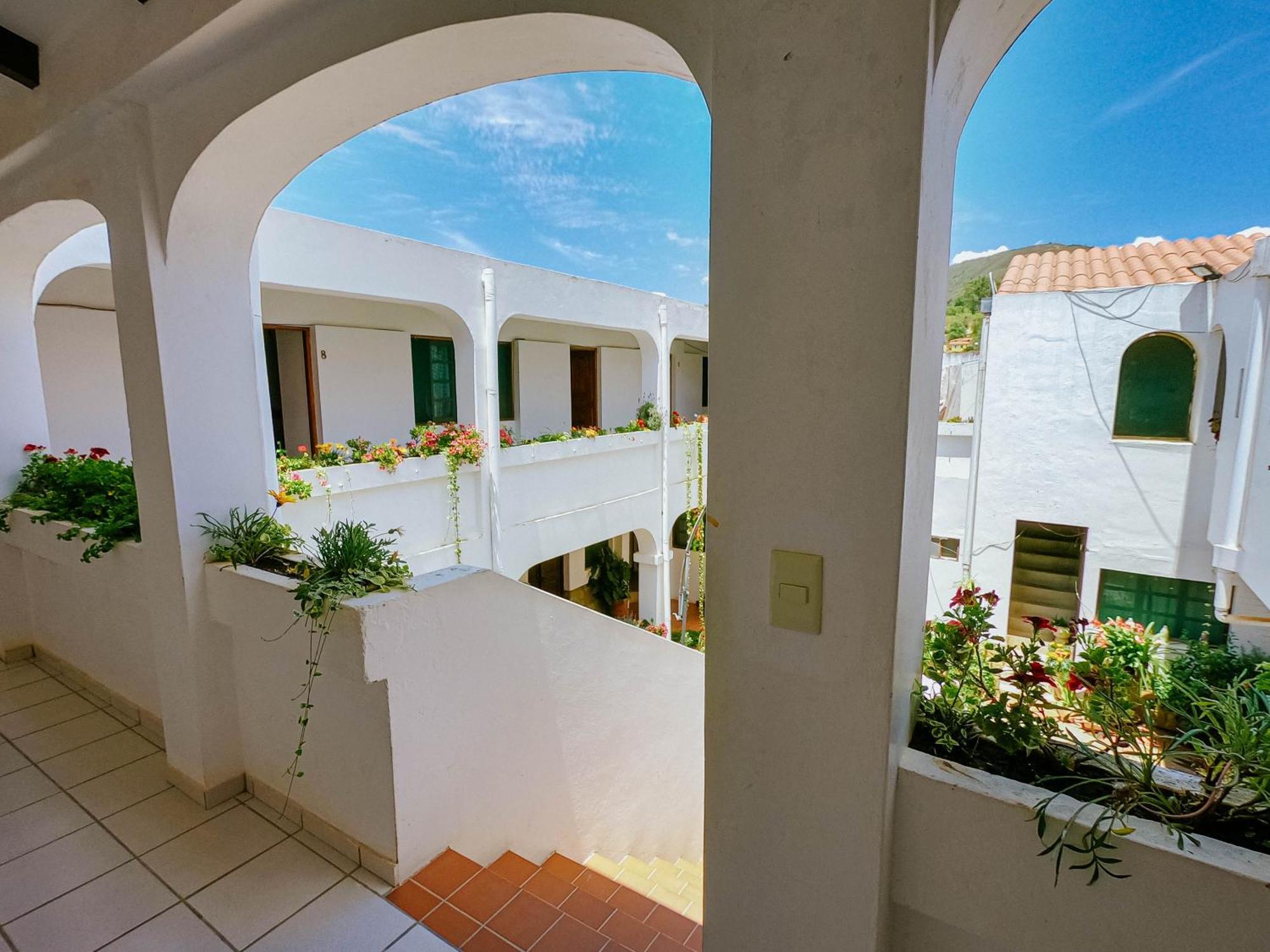 Hotel Casablanca Samaipata Exterior photo