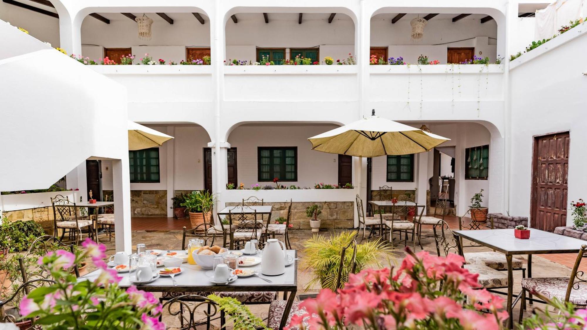 Hotel Casablanca Samaipata Exterior photo